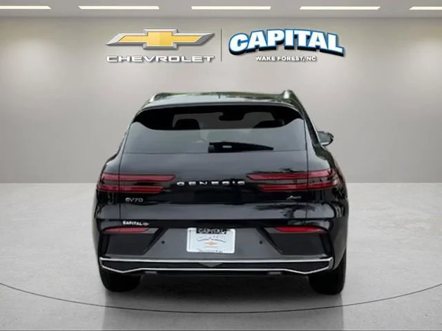 Used 2026 Black Genesis 2.5T Advanced image 4