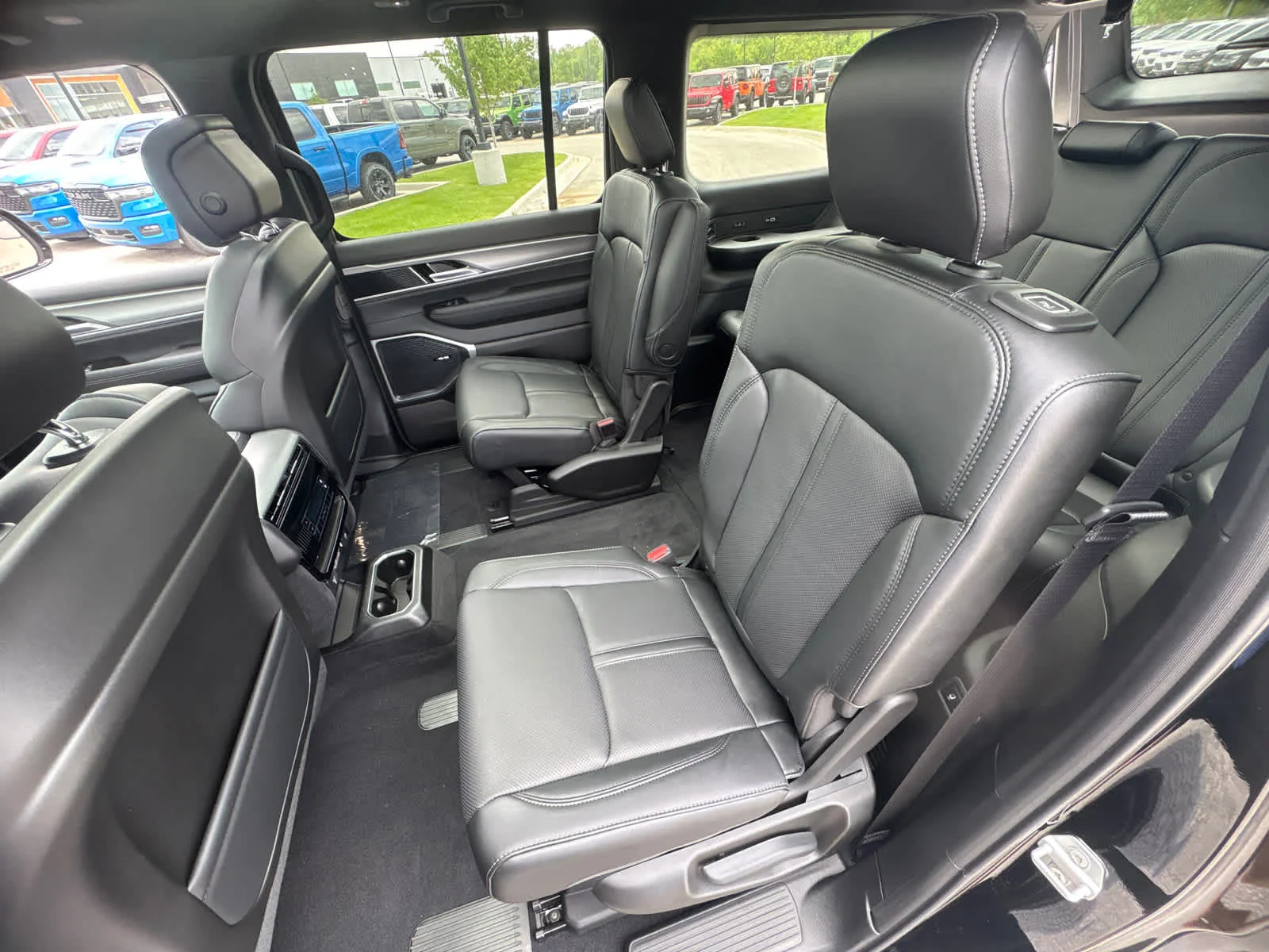 New 2026 High Gloss Black Jeep Upland image 12