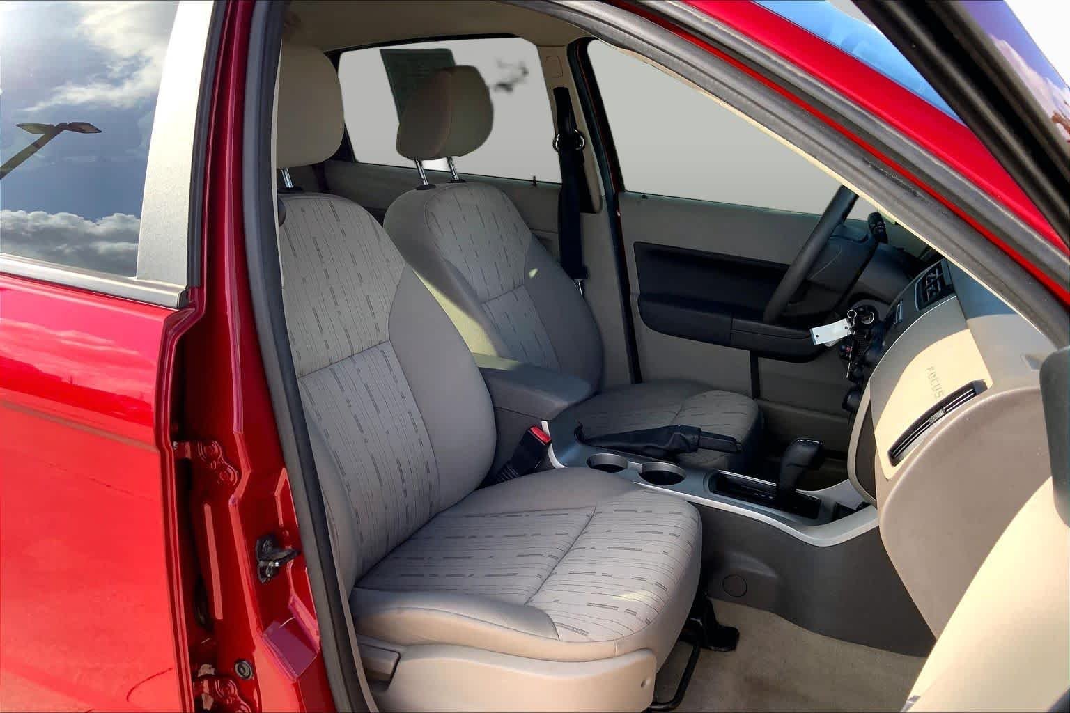 Used 2010 Sangria Red Metallic Ford SE image 8
