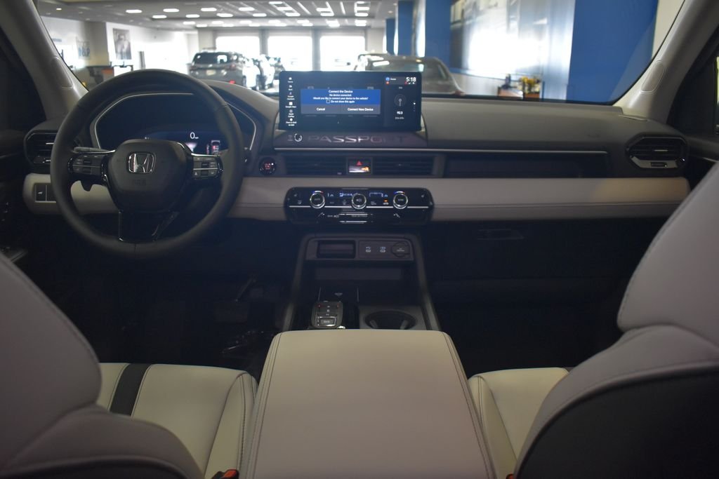 New 2026 Obsidian Blue Pearl Honda RTL image 10