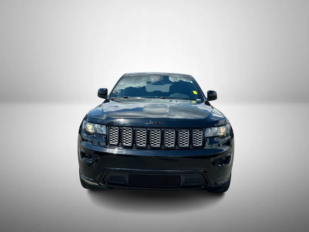 Used 2021 Black Jeep Laredo X image 7