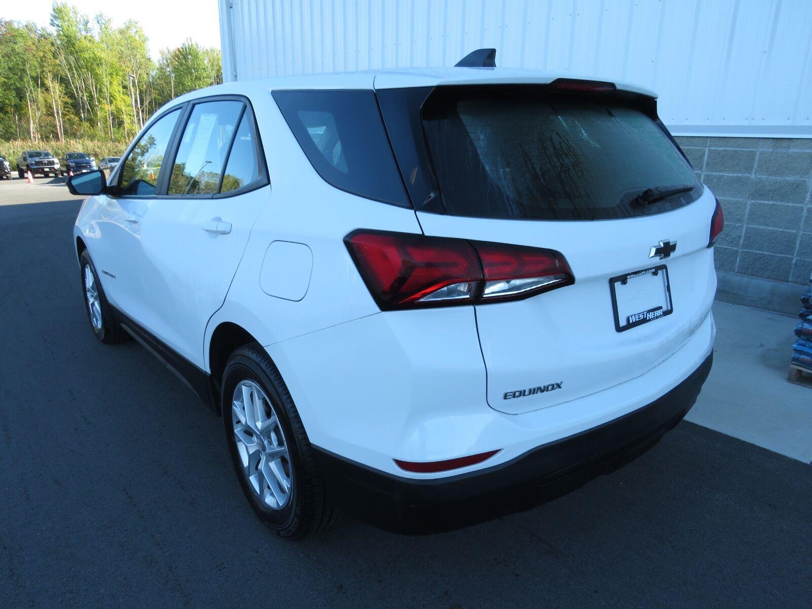 Used 2024 Summit White Chevrolet LS image 17