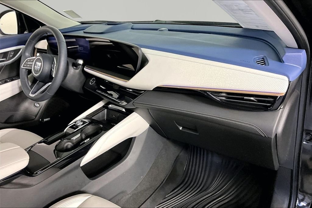 Used 2025 Black Buick Avenir image 25