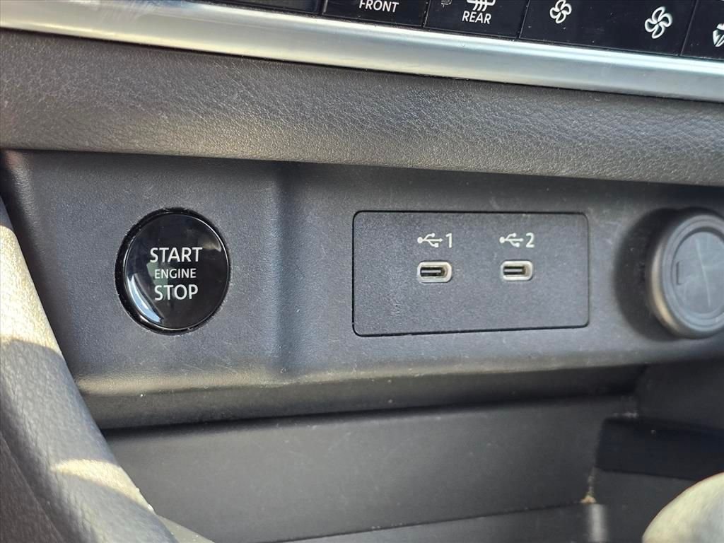 Used 2024 Silver Nissan SV image 17