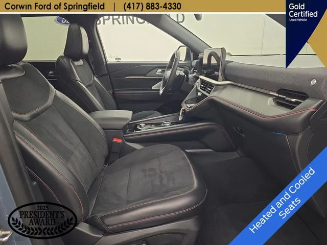 Used 2025 Vapor Blue Ford ST image 11