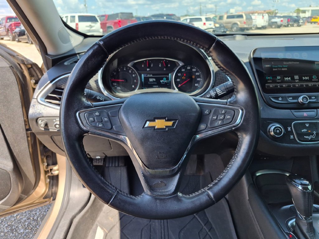 Used 2018 SANDY RIDGE METALLIC Chevrolet LT image 31