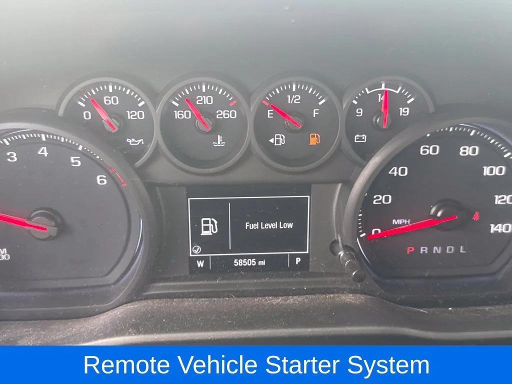 Used 2023 STERLING GRAY METALLIC Chevrolet Custom image 29