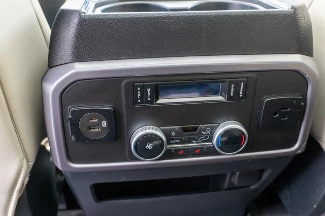 Used 2021 White Metallic Ford Platinum image 19