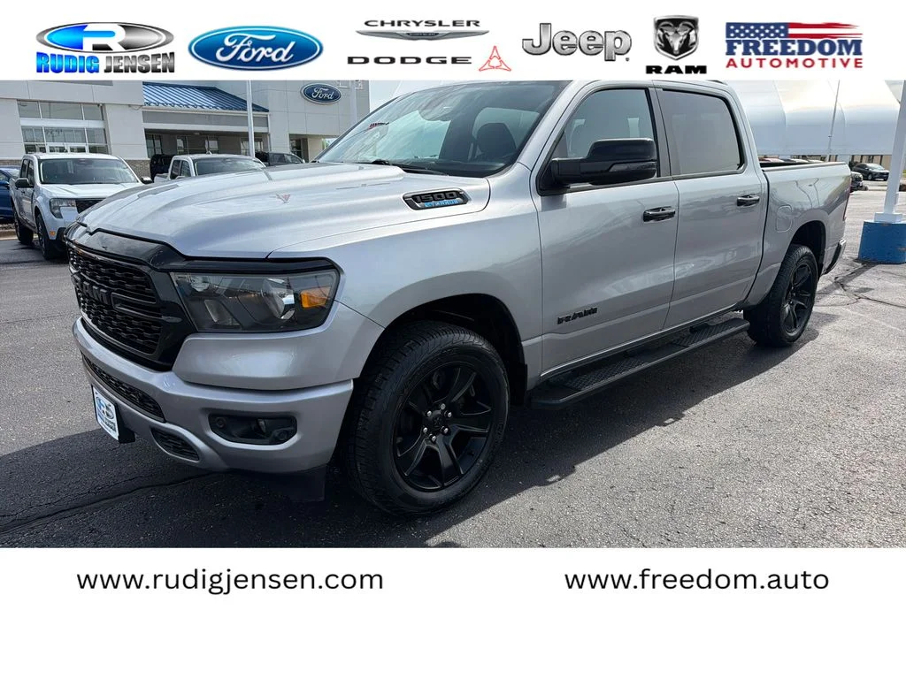 2023 RAM 1500 Big Horn/Lone Star 4x4 Crew Cab 5'7's photo