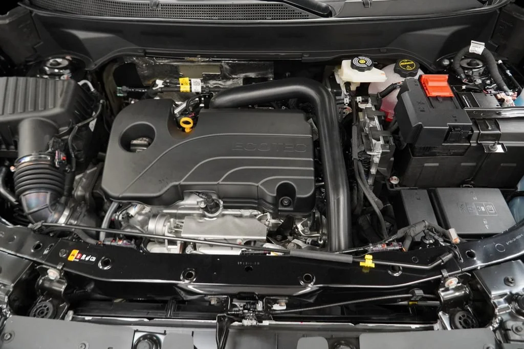 New 2027 Mosaic Black Metallic Chevrolet LT image 39