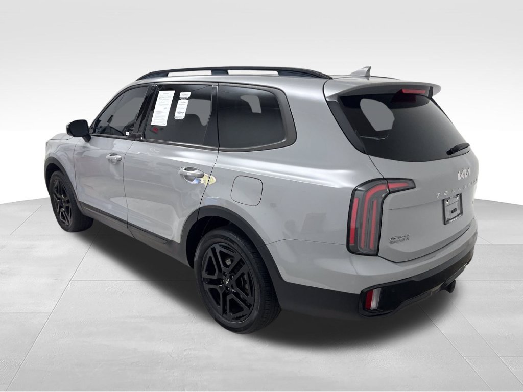 Used 2024 Gray Kia SX X-Line image 3