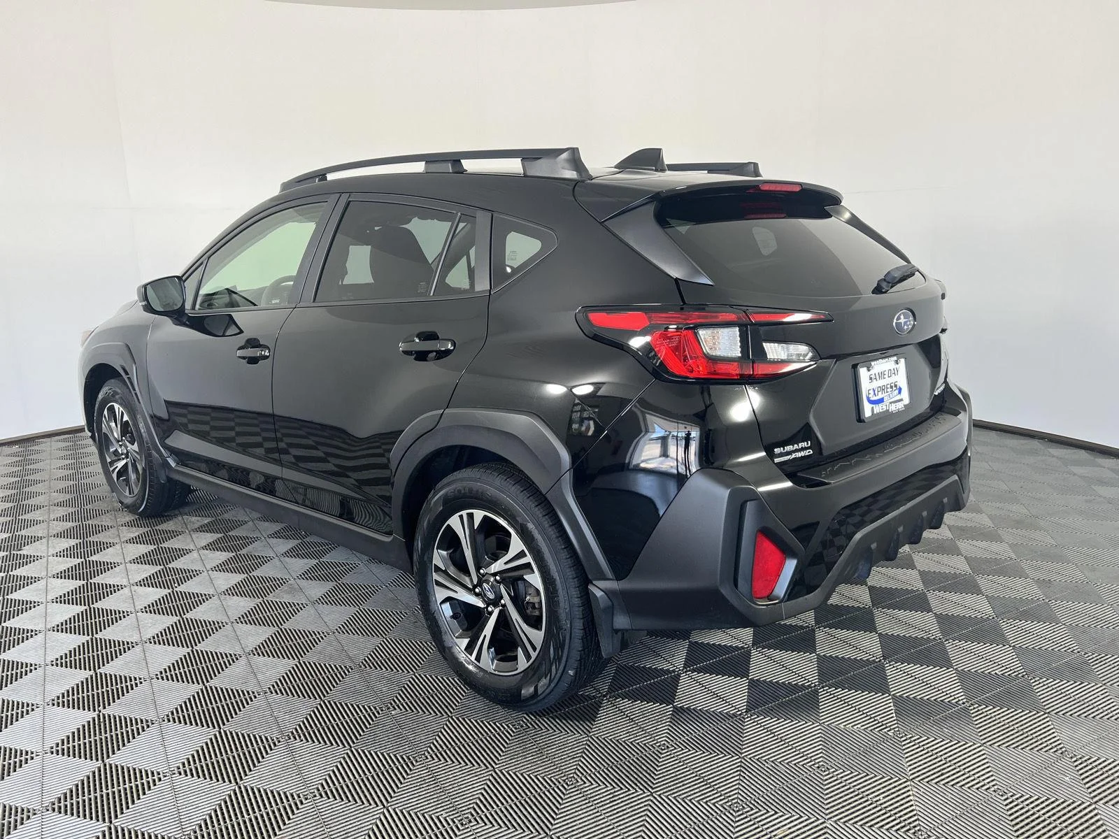Used 2024 Crystal Black Silica Subaru Premium image 5