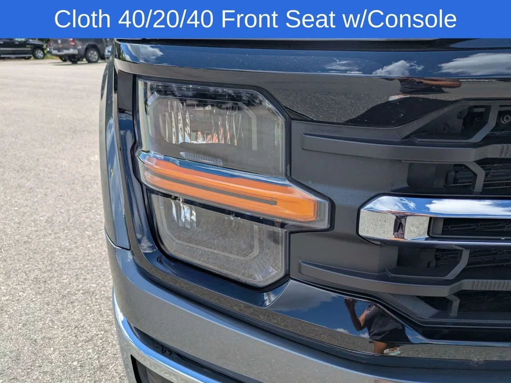 Used 2025 Gray Ford XLT image 9