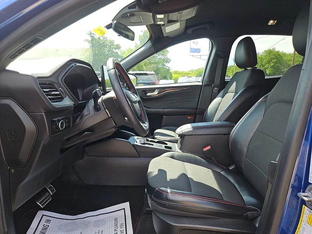 Used 2023 Blue Ford ST-Line image 13