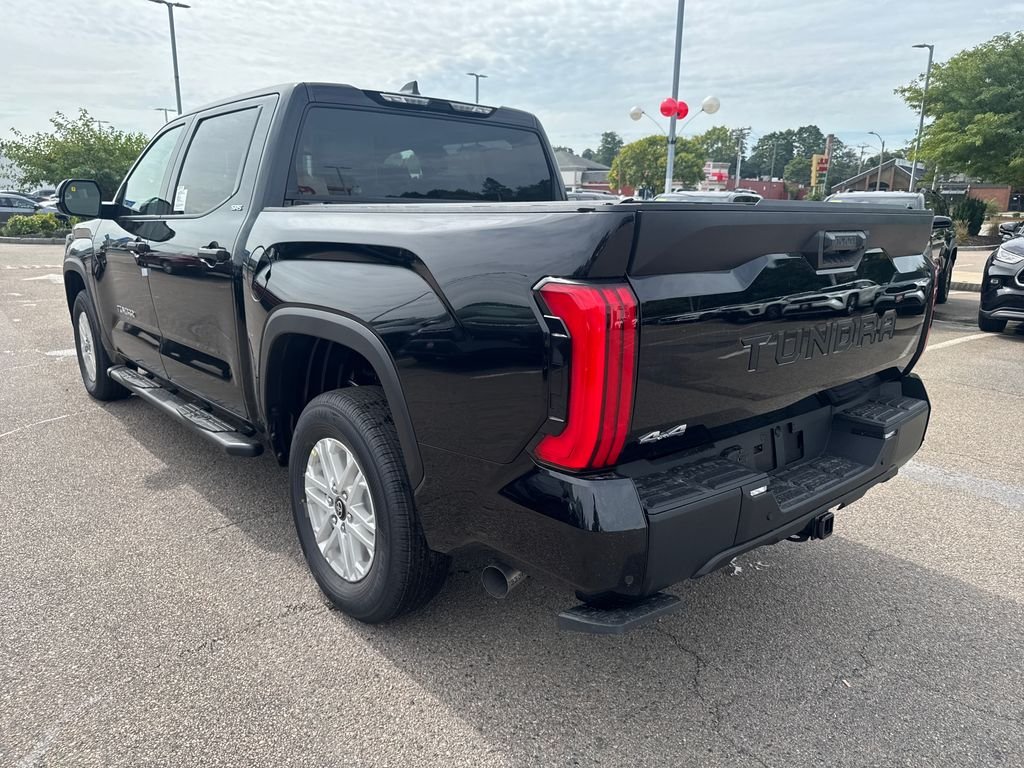 New 2026 Midnight Black Metallic Toyota SR5 image 5