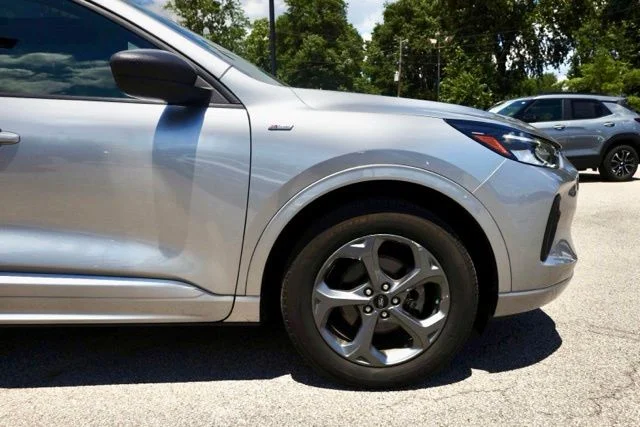 Used 2023 Silver Ford ST-Line image 13