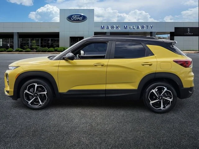 Used 2023 Yellow Chevrolet RS image 2