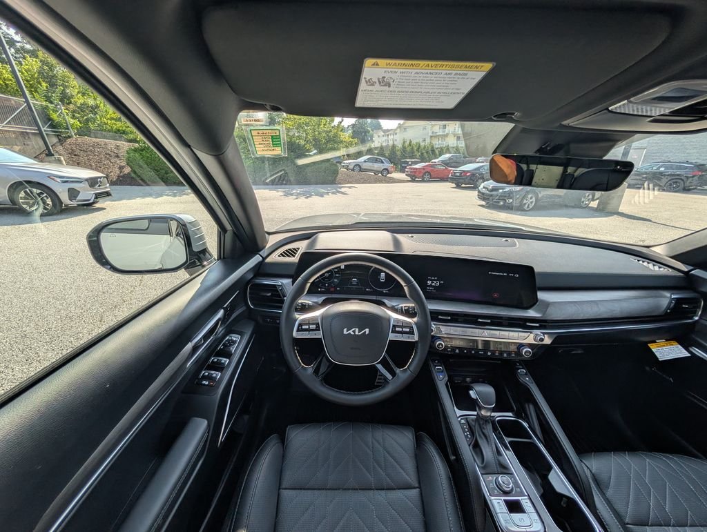 Used 2025 Gray Kia SX X-Line image 36