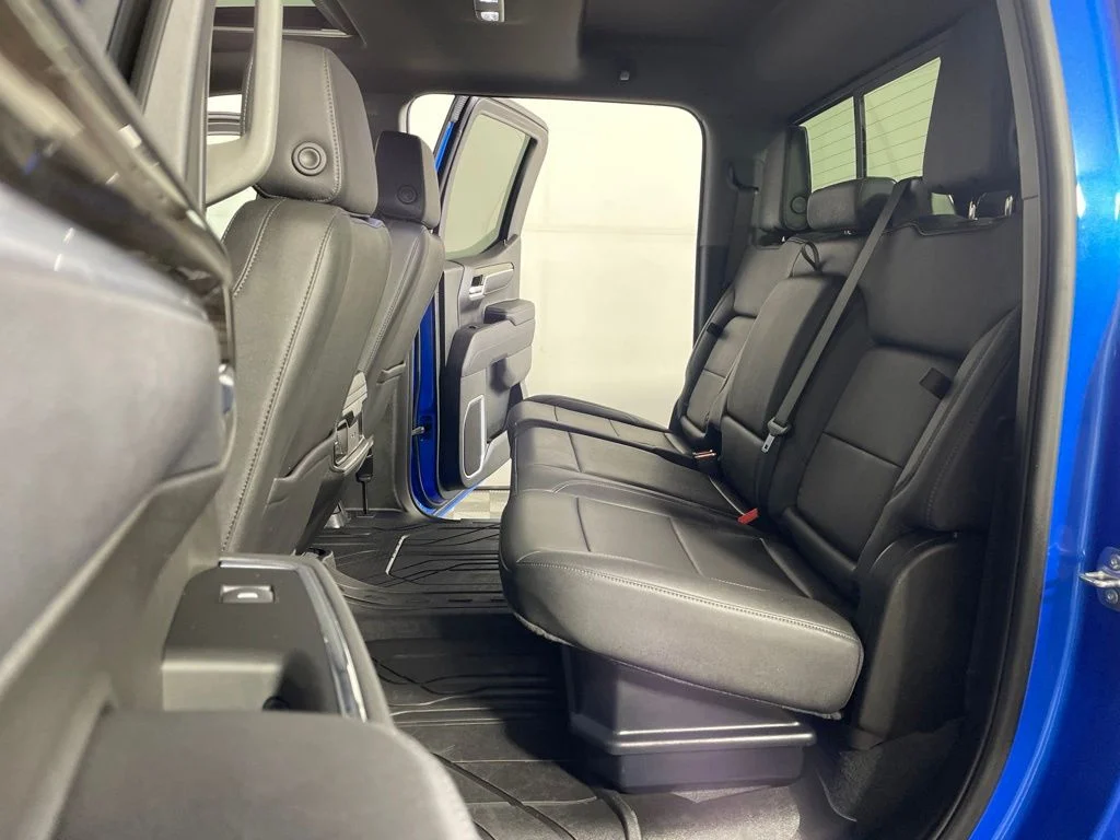 Used 2025 Blue Chevrolet RST image 20