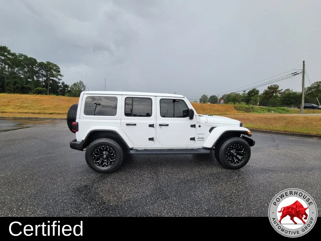 Used 2021 White Jeep Unlimited Sahara image 8