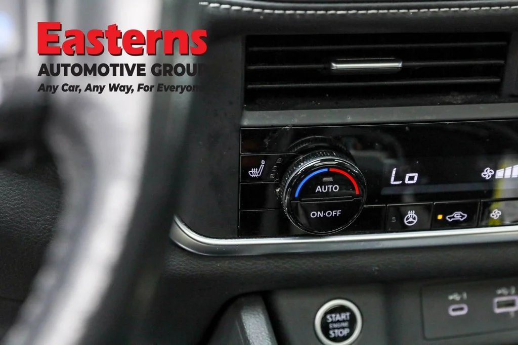 Used 2023 Silver Nissan SV image 21