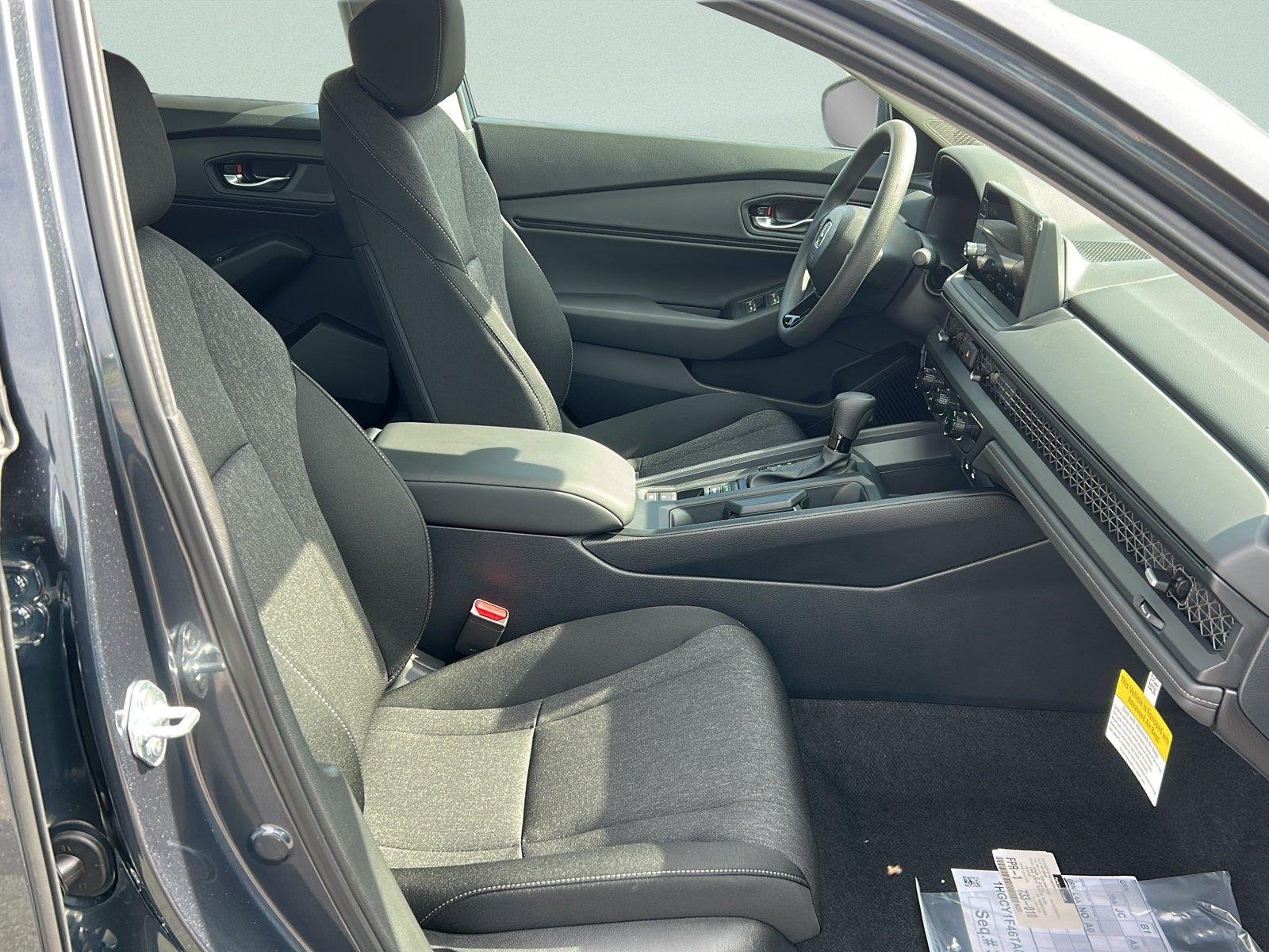 New 2026 Meteorite Gray Metallic Honda SE image 25