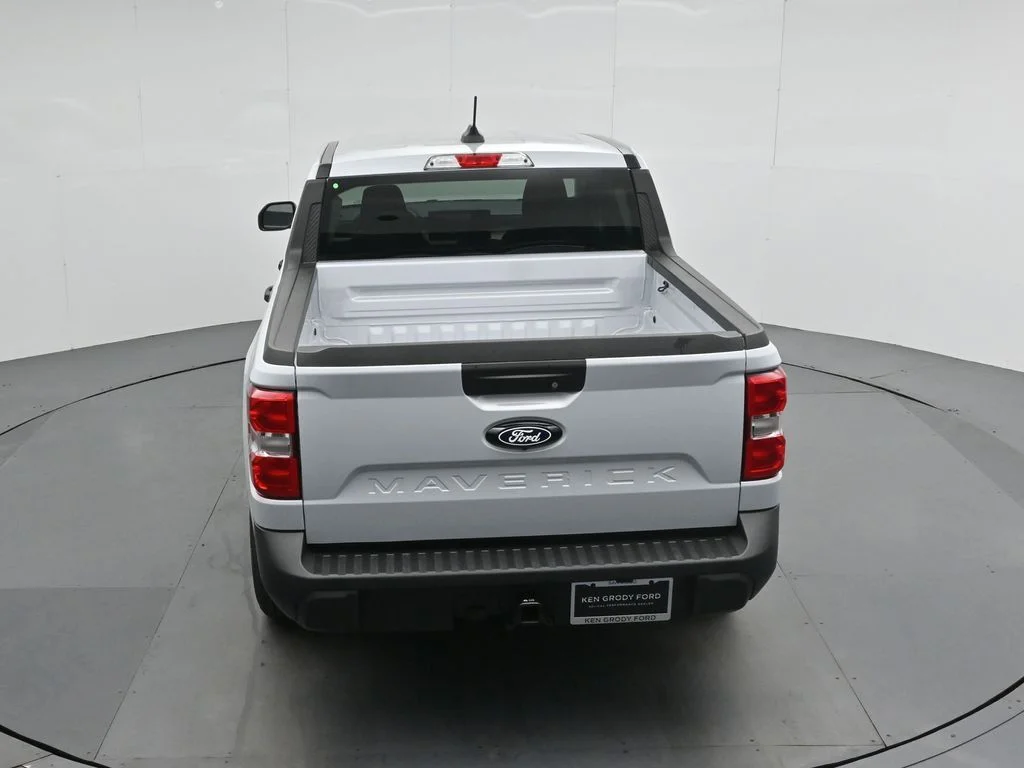 New 2026 White Ford XLT image 34