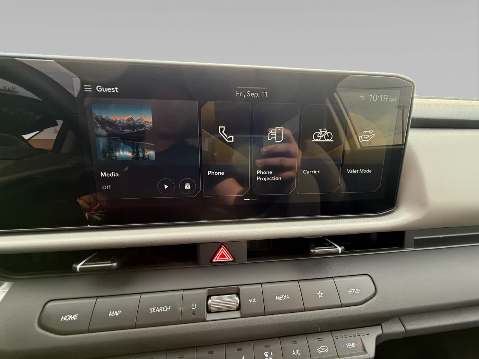 New 2027 Snow White Pearl Kia S image 14