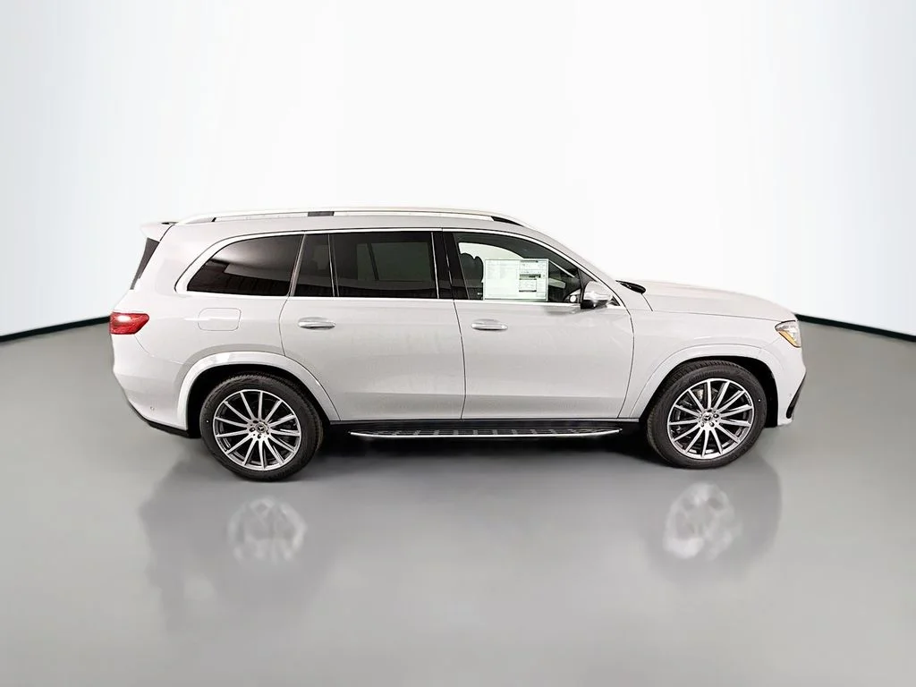 New 2026 White Mercedes-Benz GLS 580 image 8
