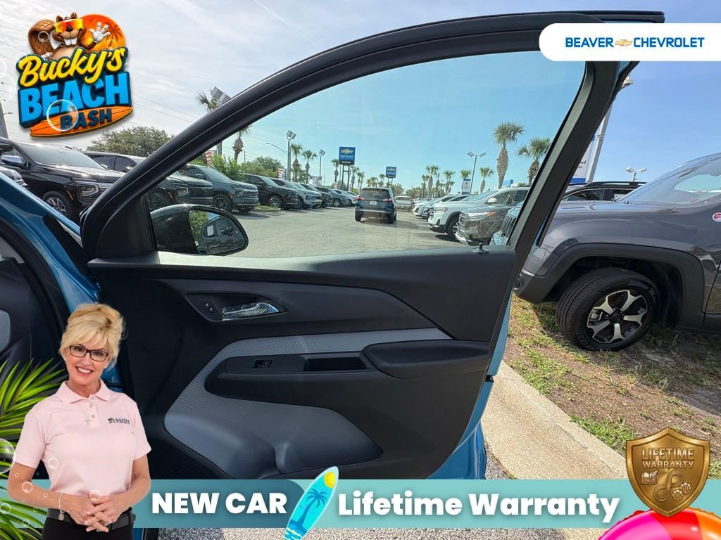 2027 Chevrolet Bolt RS - Photo 24
