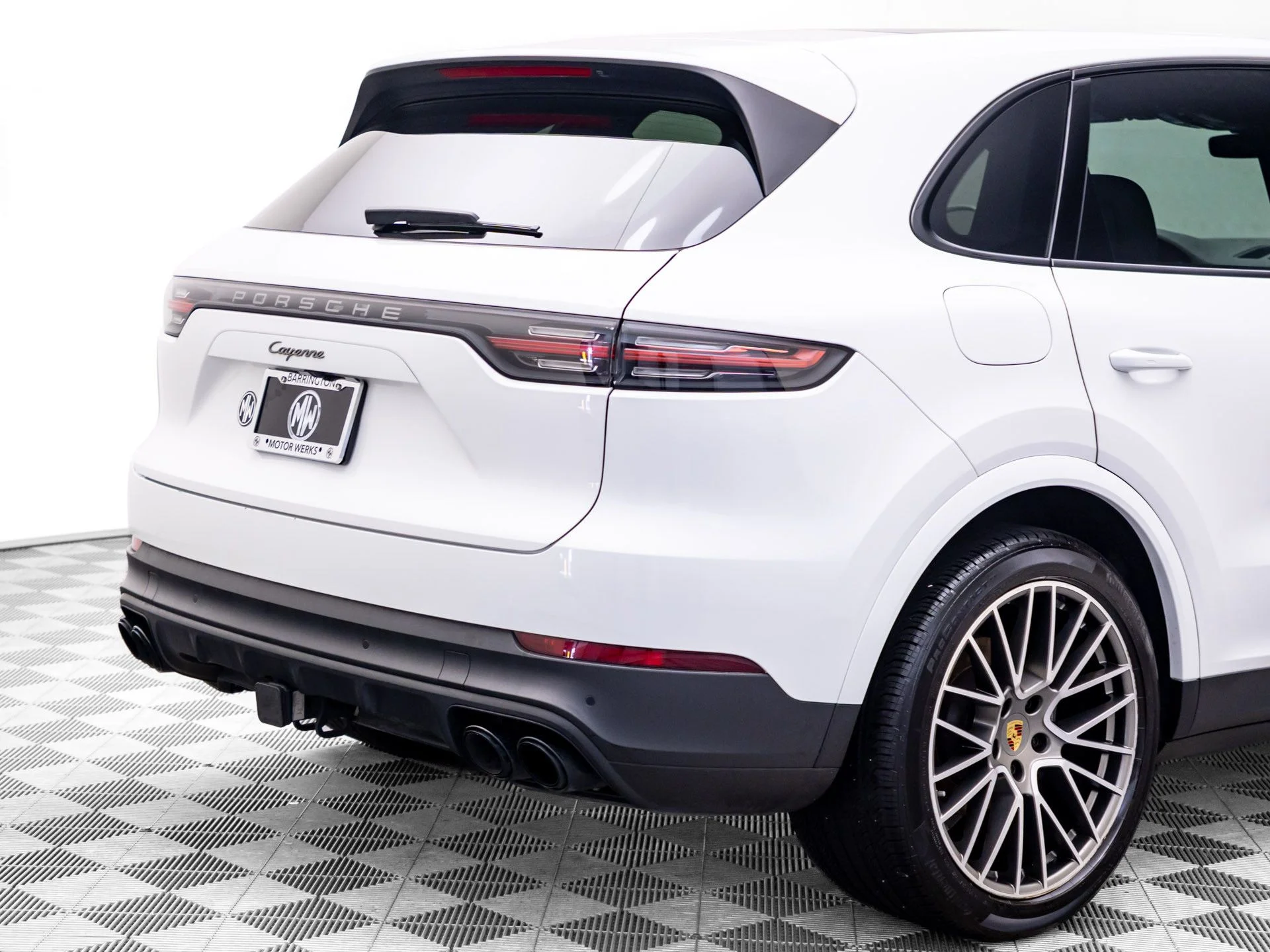 Certified Used 2023 White Porsche Platinum Edition image 33
