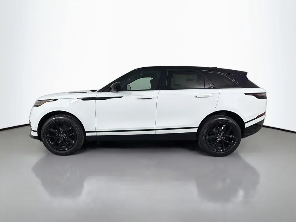 New 2026 Fuji White Land Rover Dynamic SE image 8