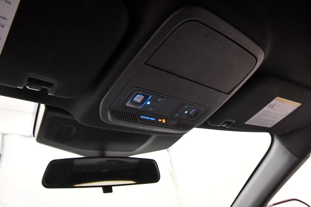 Used 2020 Silver Ford XLT image 27