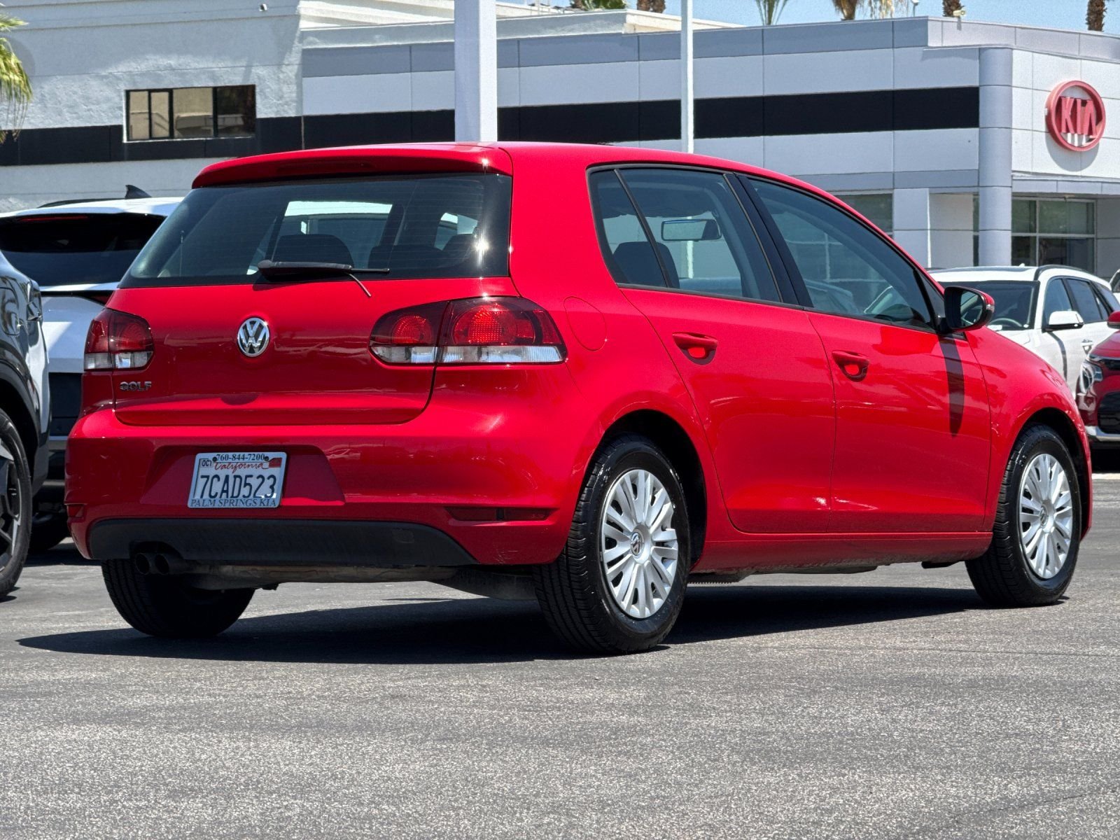 Used 2013  Volkswagen 2.5L image 3