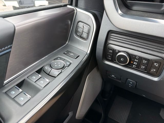 New 2026 Agate Black Metallic Ford F-350® Platinum® image 26