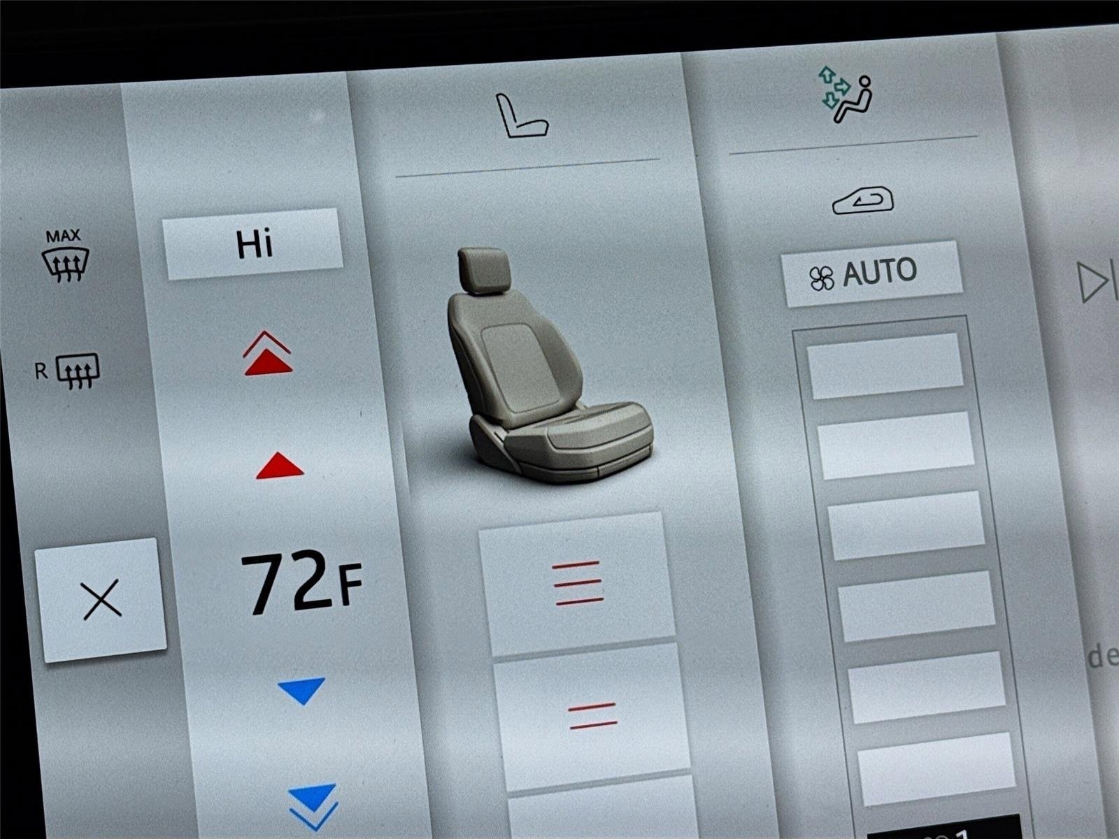 Used 2026 Gray Land Rover Landmark image 23