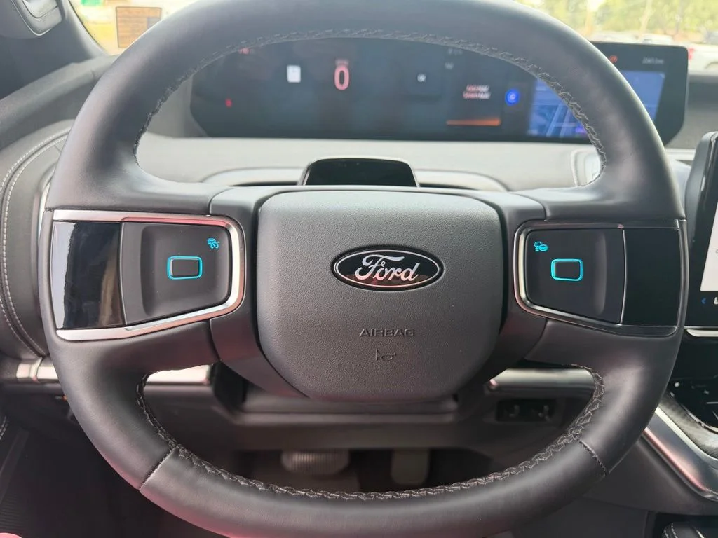 2026 Ford Expedition Platinum - Photo 11