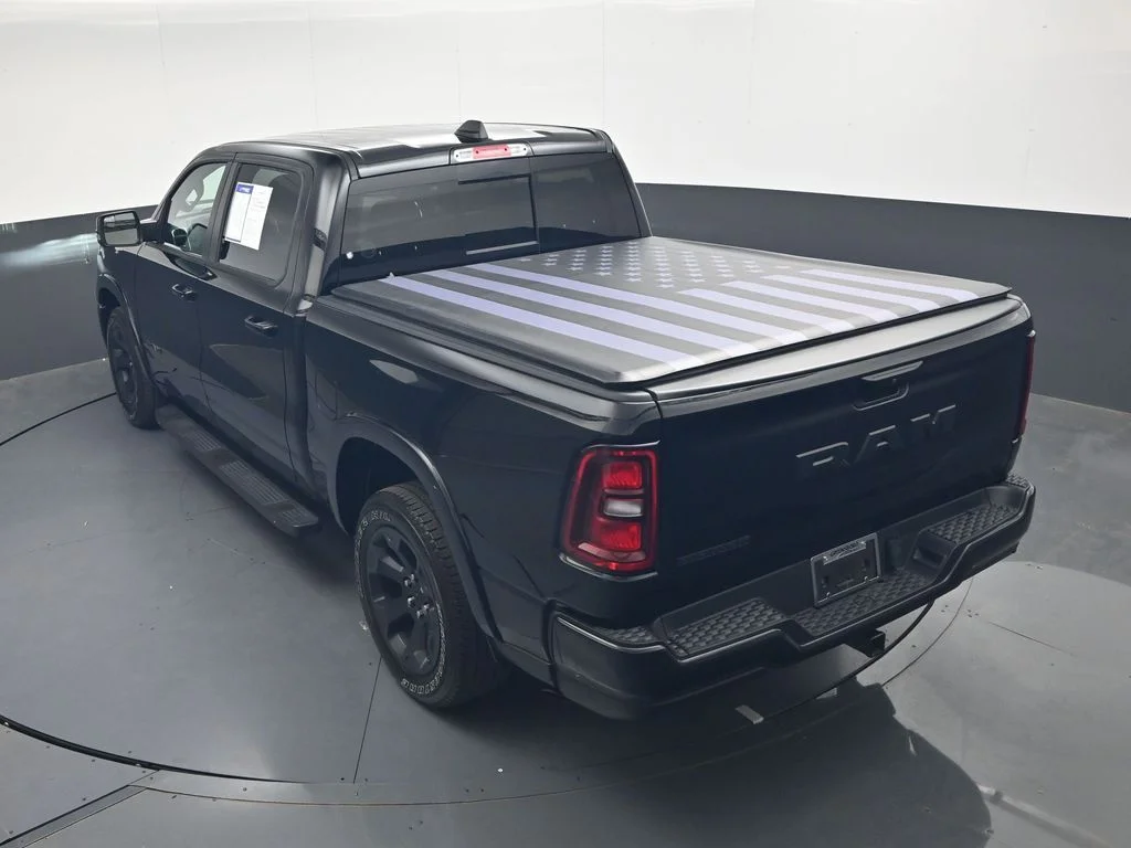 Used 2025 Diamond Black Ram Big Horn/Lone Star image 39