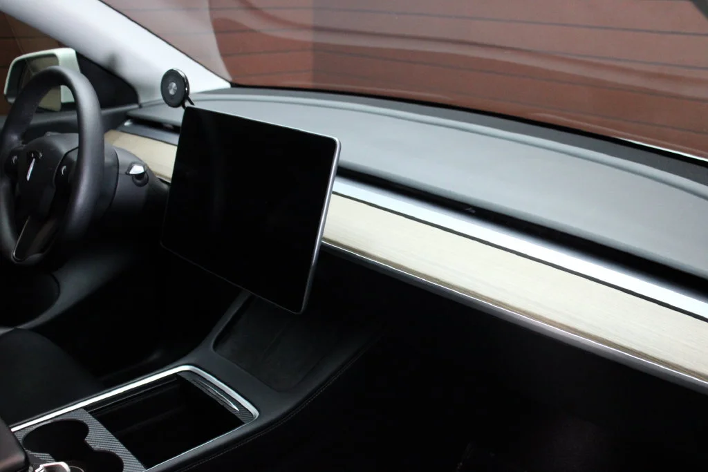 Used 2022 Pearl White Multi-Coat Tesla Long Range image 9