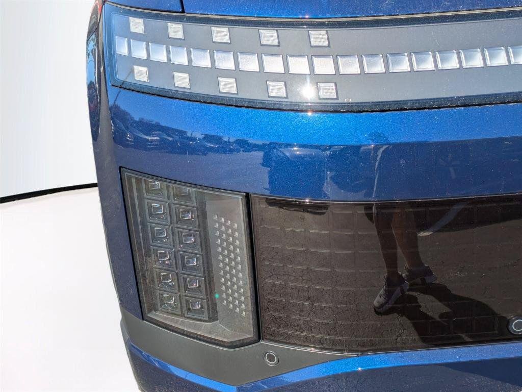 New 2026 Blue Hyundai SE image 10