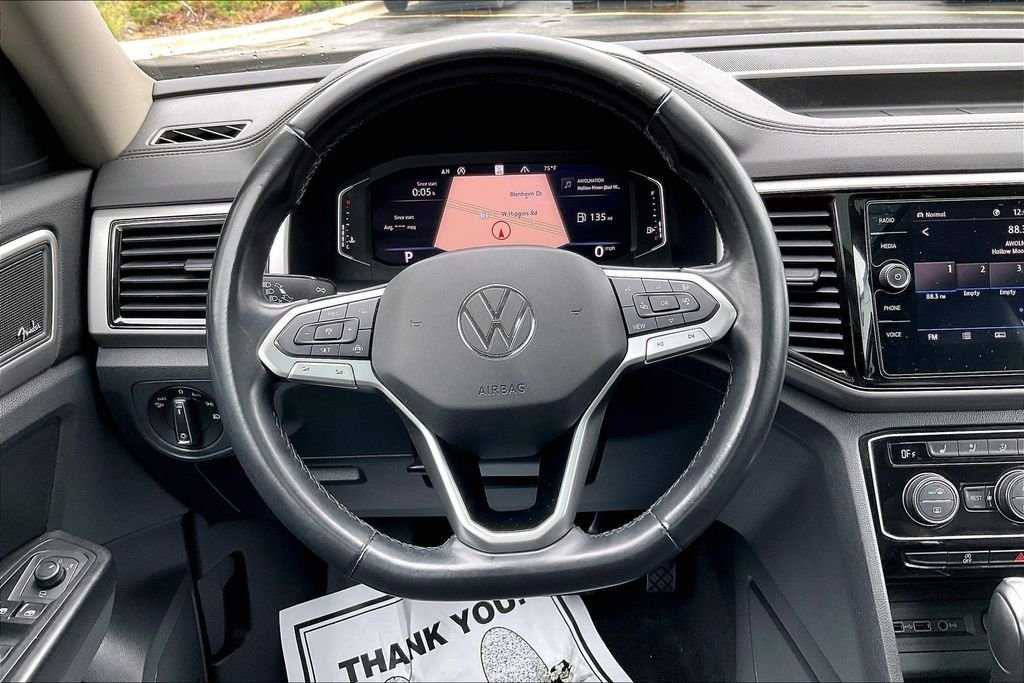 Used 2021 Gray Volkswagen SEL Premium image 17