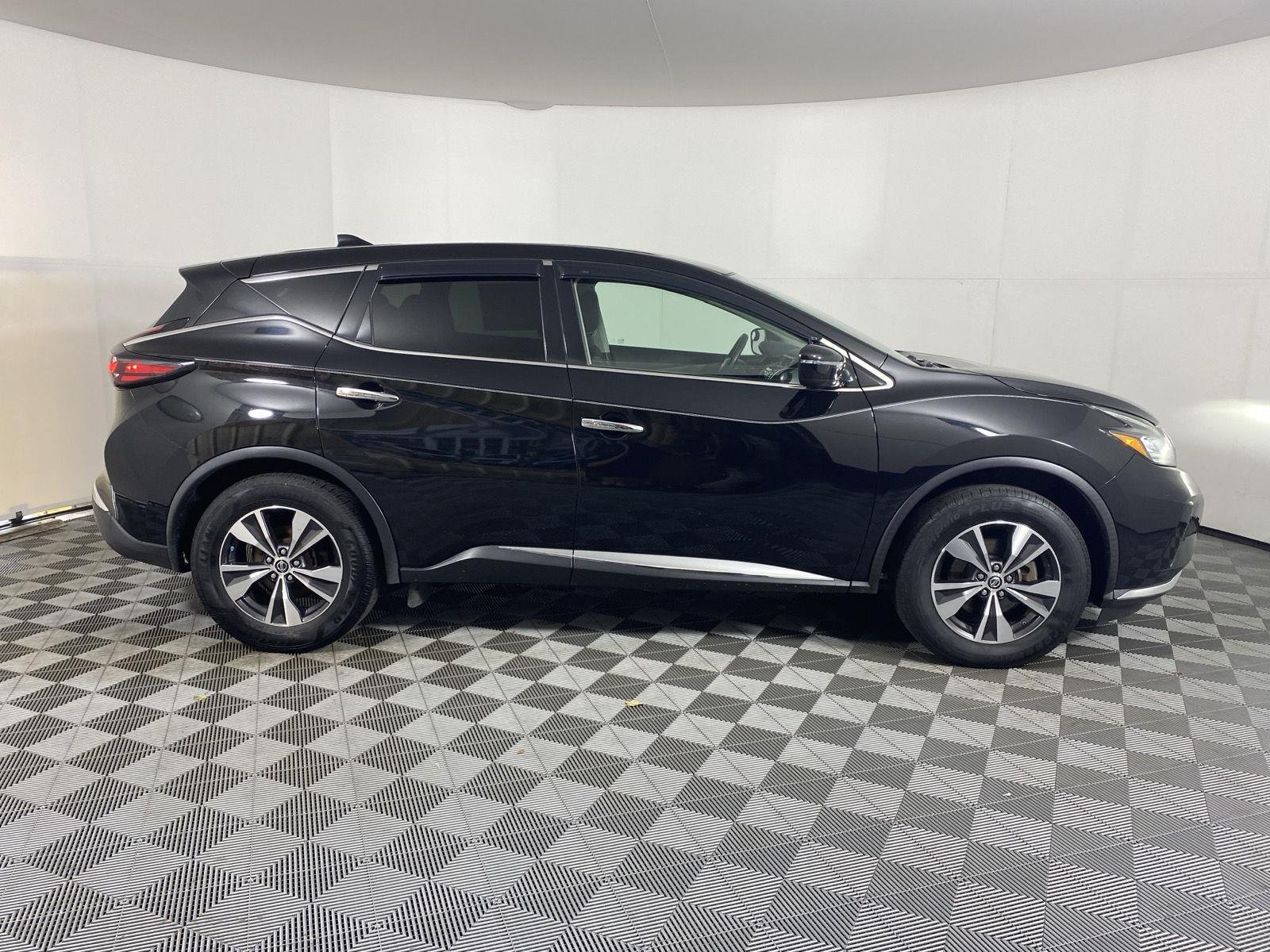 Used 2019 Magnetic Black Pearl Nissan S image 9