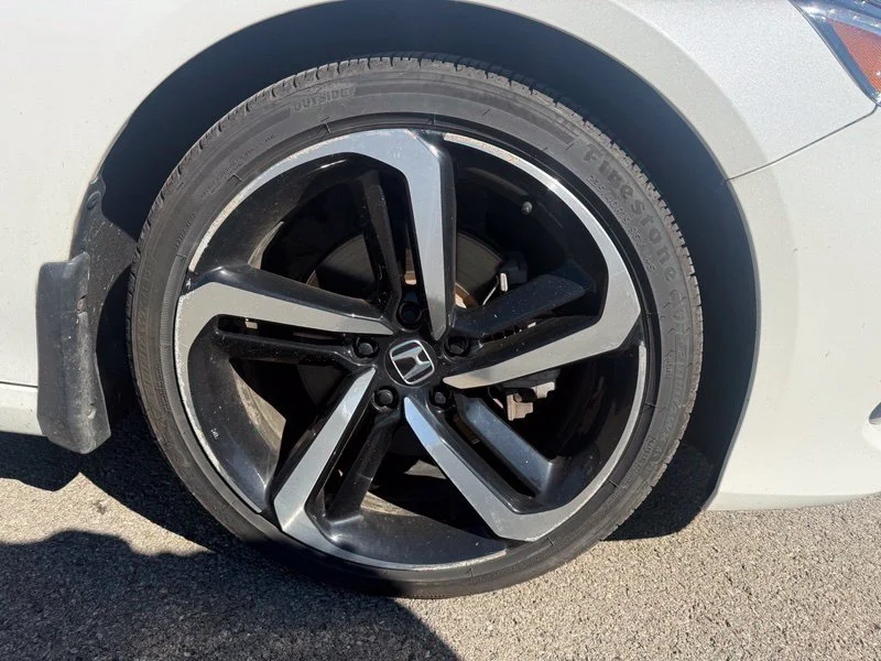 Used 2022  Honda Sport image 11