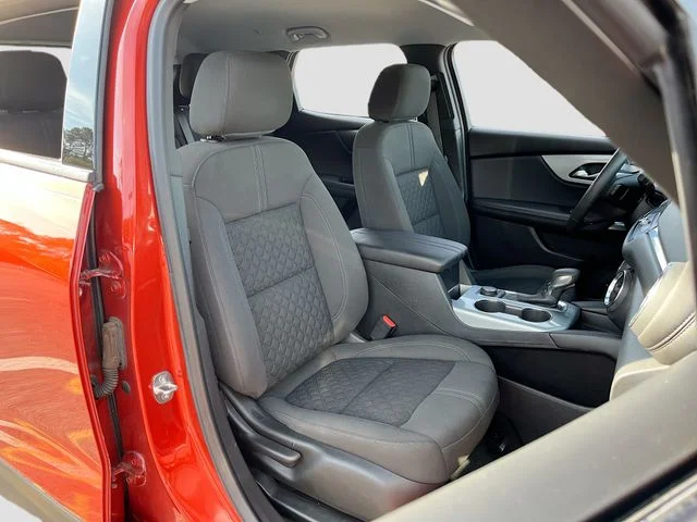 Used 2022 Orange Metallic Chevrolet LT image 26
