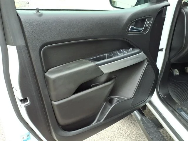 Used 2019 White Chevrolet ZR2 image 13