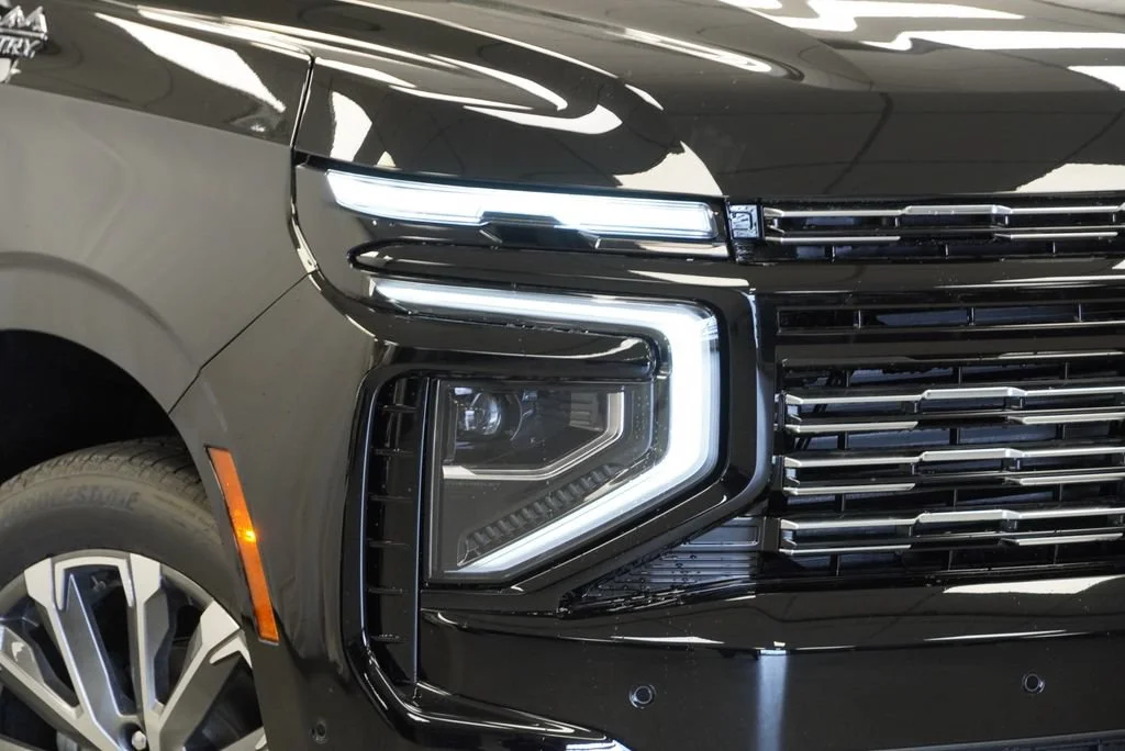 New 2026 Black Chevrolet High Country image 34