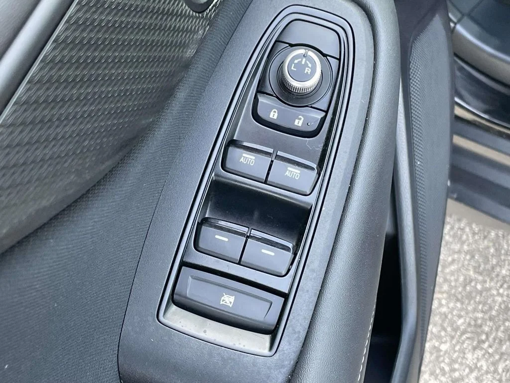 Used 2021 Crystal Black Silica Subaru Premium image 6