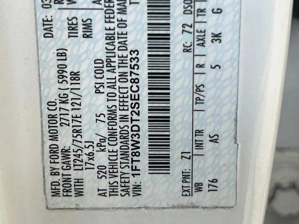 Used 2025 White Ford XL image 39