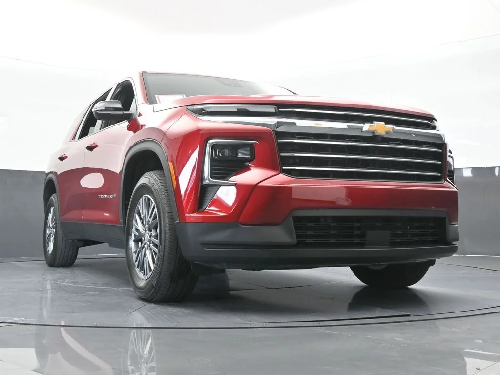 Used 2024 Radiant Red Tintcoat Chevrolet LT image 66