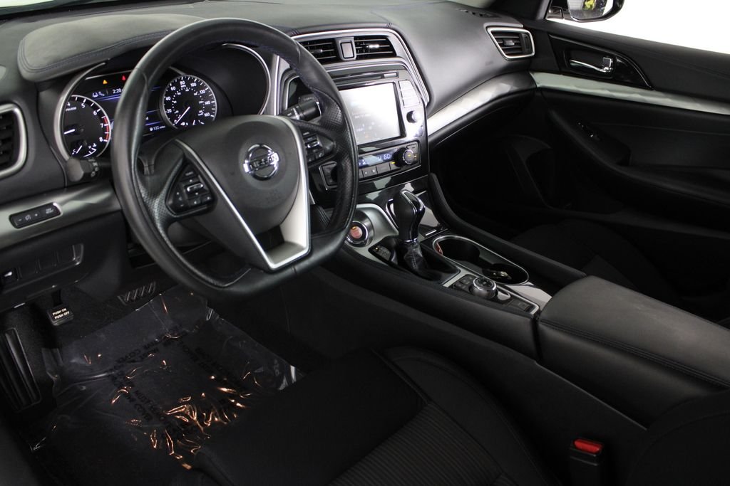 2020 Nissan Maxima S - Photo 18